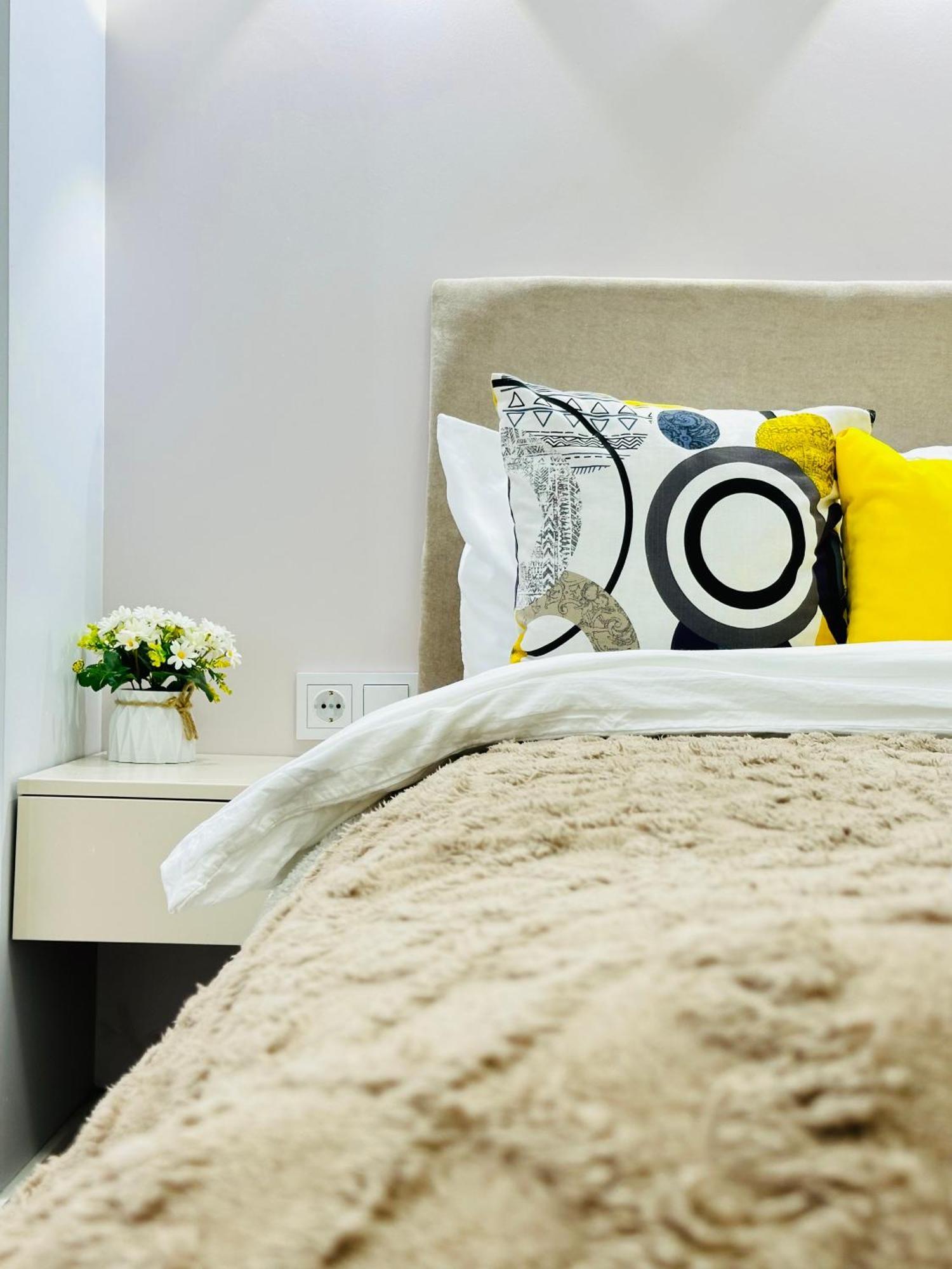 Cozy Oasis Apartment Almaty